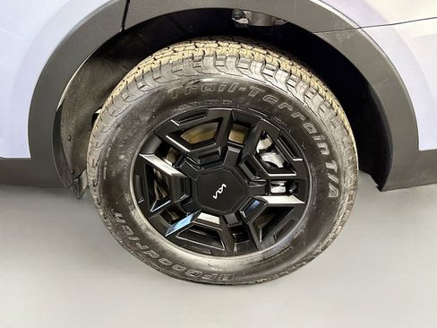 Used 2024 Kia Sorento SX Prestige w/ Sage Leather Package image 37