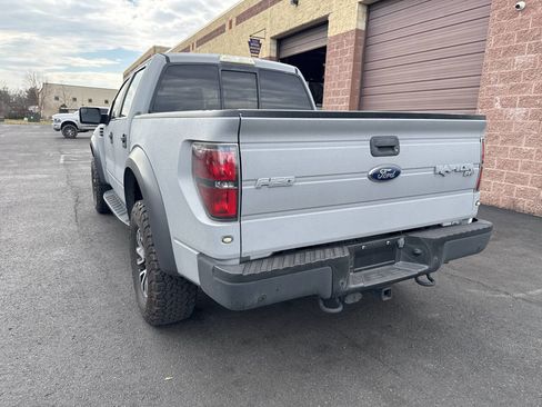 Used 2014 Ford F150 Raptor image 10