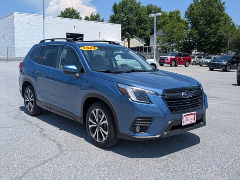 Used 2022 Subaru Forester Limited image 2