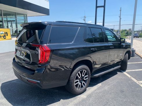 Used 2022 GMC Yukon AT4 AWD/4WD image 7