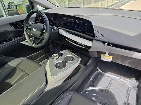 New 2026 Cadillac Optiq Sport 2 AWD/4WD image 10