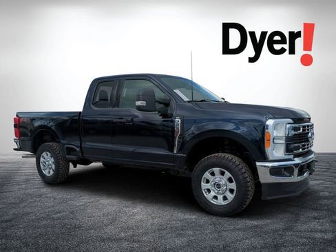 Used 2023 Ford F250 XLT w/ 360-Degree Camera Package AWD/4WD image 1