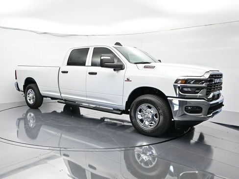 New 2026 RAM 2500 Tradesman image 3