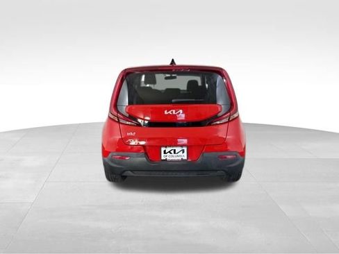Certified 2022 Kia Soul LX FWD image 8