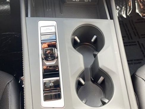 New 2026 Volkswagen Atlas SE image 12