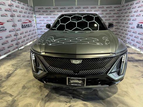 Used 2024 Cadillac Lyriq Tech AWD/4WD image 4
