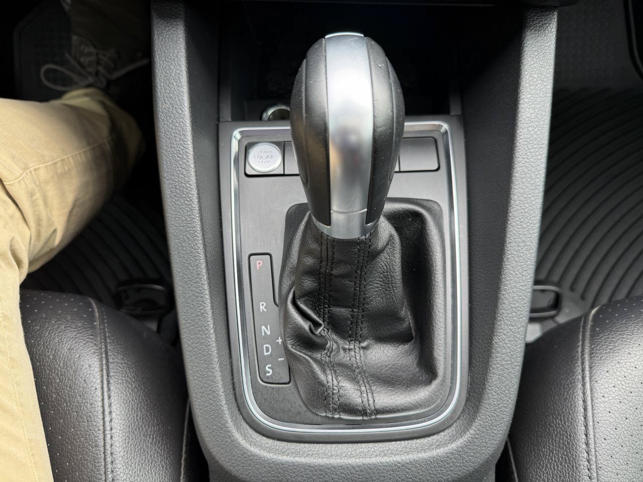 Used 2018 Volkswagen Jetta SE FWD image 42