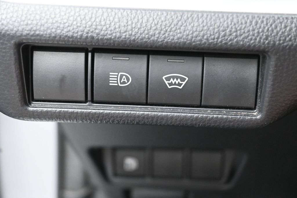 Certified 2024 Toyota Prius LE FWD image 13