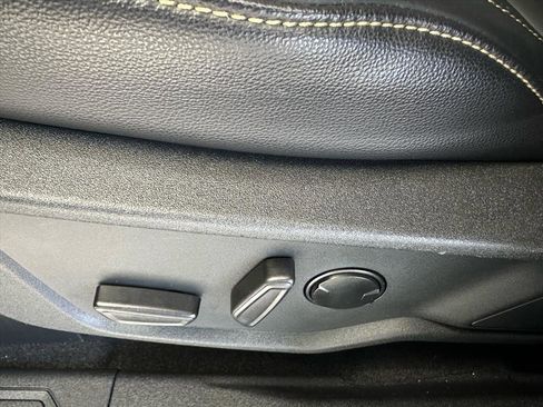 Certified 2025 Ford Bronco Badlands image 33