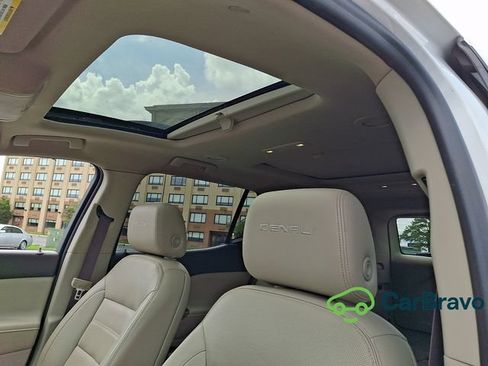Certified 2017 GMC Acadia Denali w/ Technology Package FWD image 14