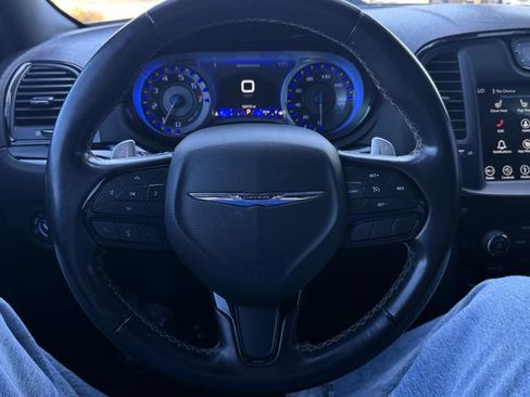 Used 2019 Chrysler 300 S AWD/4WD image 26