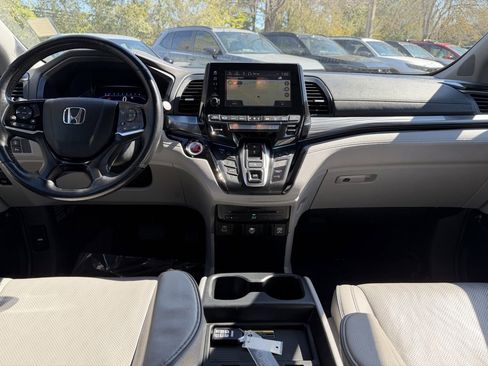 Used 2022 Honda Odyssey Elite image 15