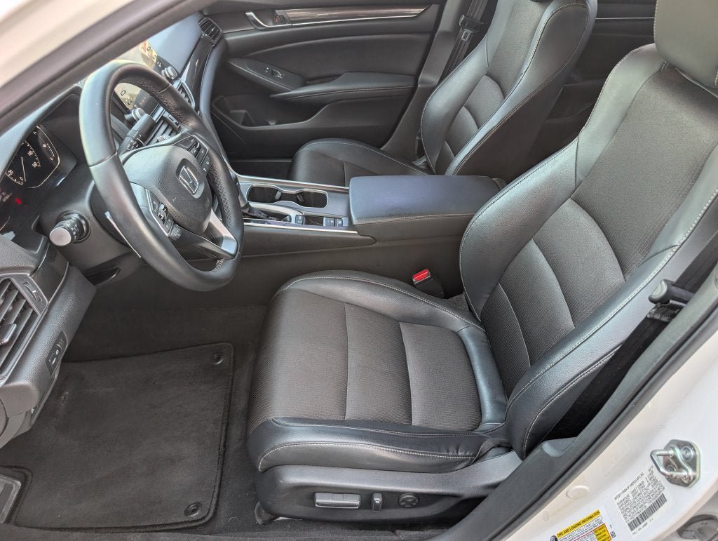 Used 2018 Honda Accord Sport image 15