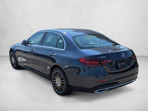 Used 2025 Mercedes-Benz C 300 Sedan image 9