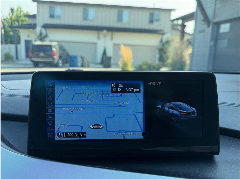 Used 2015 BMW i8 AWD/4WD image 18