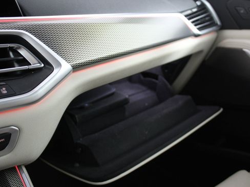 New 2026 BMW X5 sDrive40i w/ M Sport Package image 27