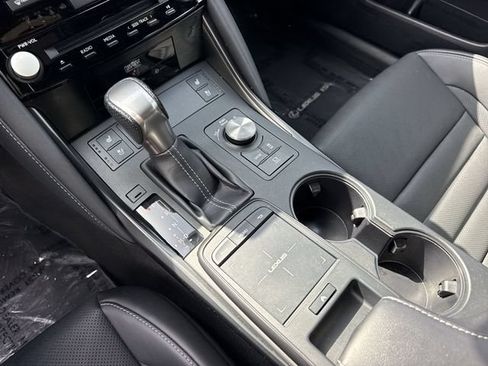 Used 2023 Lexus IS 350 F Sport RWD image 21