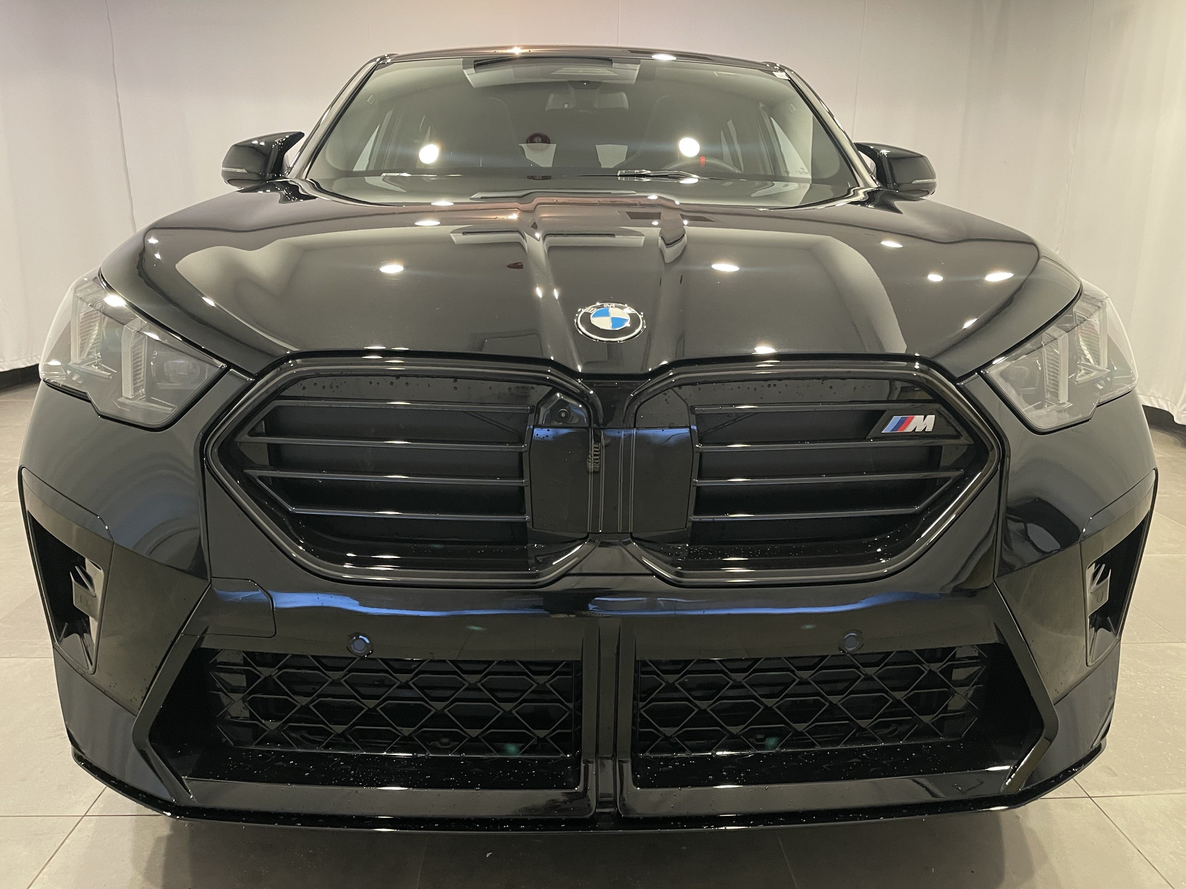Used 2026 BMW X2 M35i w/ Technology Package AWD/4WD image 2