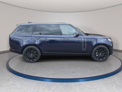 Certified 2023 Land Rover Range Rover Long Wheelbase SE AWD/4WD image 4