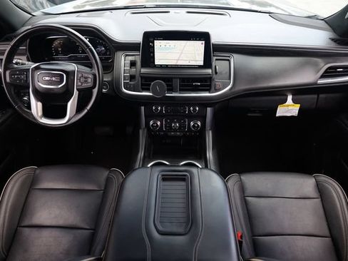 Used 2023 GMC Yukon XL SLT RWD image 2