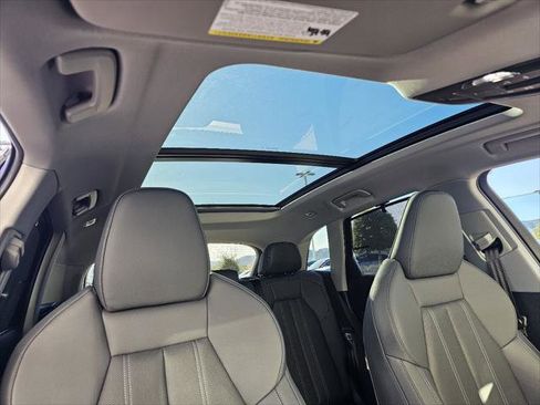 New 2025 Audi Q5 Premium Plus image 3