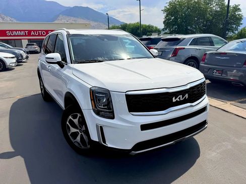 Used 2021 Kia Telluride EX w/ Towing Package AWD/4WD image 2
