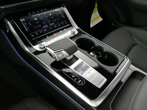 New 2026 Audi Q8 Premium Plus image 21