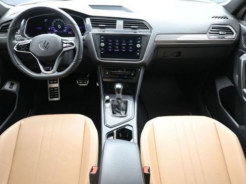 Used 2022 Volkswagen Tiguan SE R-Line FWD image 20
