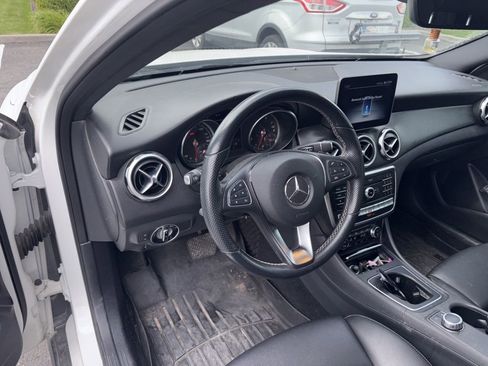 Used 2019 Mercedes-Benz GLA 250 4MATIC image 10