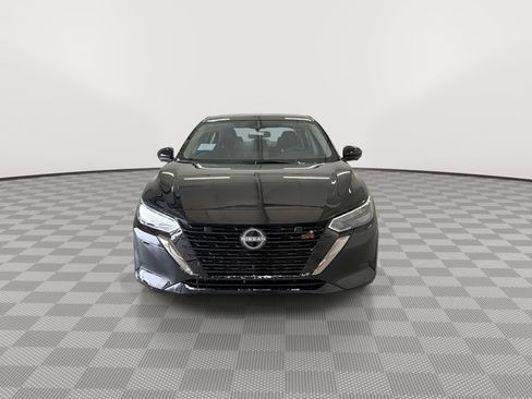 Certified 2025 Nissan Sentra SR w/ SR Premium Package image 4