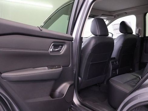 New 2026 Nissan Rogue Platinum AWD/4WD image 27