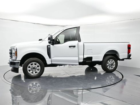 Used 2024 Ford F350 XLT w/ 360-Degree Camera Package image 43