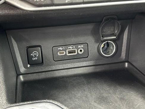 Used 2024 Nissan Sentra SV FWD image 25