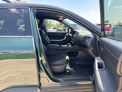 Used 2024 Nissan Pathfinder Rock Creek AWD/4WD image 22