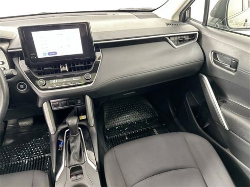 Used 2023 Toyota Corolla Cross LE image 24