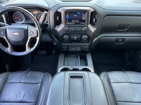 Used 2019 Chevrolet Silverado 1500 High Country image 14