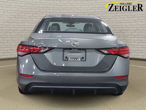Used 2023 Nissan Sentra SV image 6