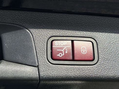 Used 2022 Mercedes-Benz GLS 450 GLS 450 image 25