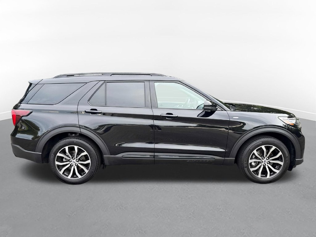 Used 2026 Ford Explorer ST-Line AWD/4WD image 5