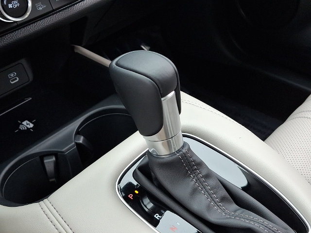 Used 2027 Honda HR-V EX-L image 15