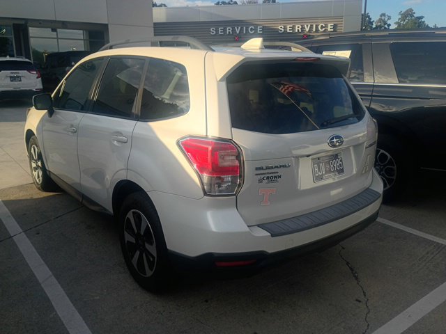 Used 2018 Subaru Forester 2.5i Premium AWD/4WD image 11