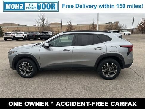 Used 2024 Chevrolet Trax LT image 8