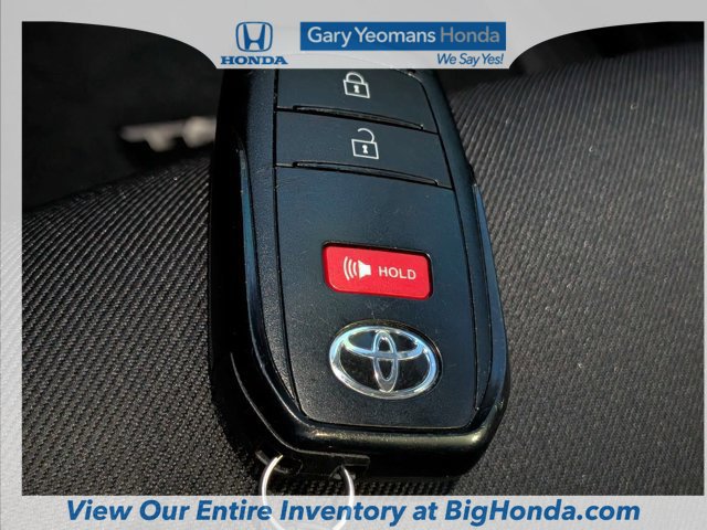 Used 2025 Toyota Tacoma TRD Sport AWD/4WD image 34