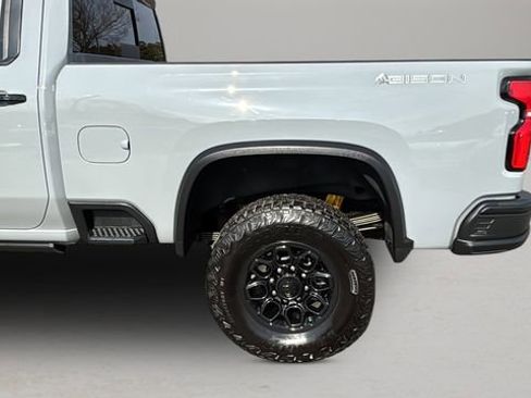 Used 2024 Chevrolet Silverado 2500 ZR2 w/ ZR2 Bison Edition image 35