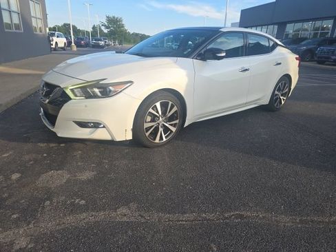 Used 2016 Nissan Maxima Platinum FWD image 2