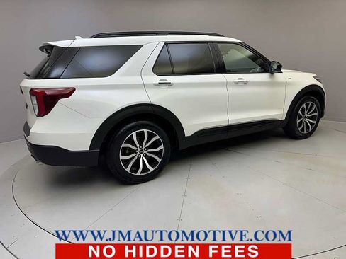 Used 2022 Ford Explorer ST-Line RWD image 5