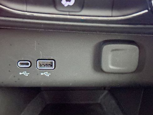 Used 2024 Buick Encore GX Preferred image 25