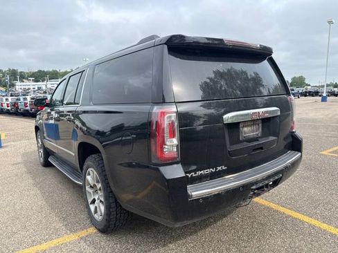 Used 2019 GMC Yukon XL Denali AWD/4WD image 6
