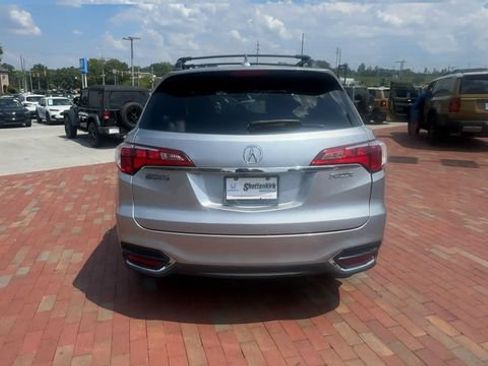 Used 2017 Acura RDX w/ AcuraWatch Plus Package FWD image 9