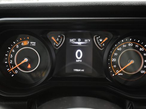 Used 2024 Jeep Wrangler Willys image 31